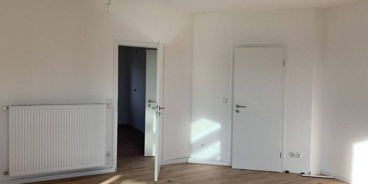 Etagenwohnung Bad Lippspringe - 2 Zimmer, 82 m&sup2;, 861&euro; | Angebot:26790509