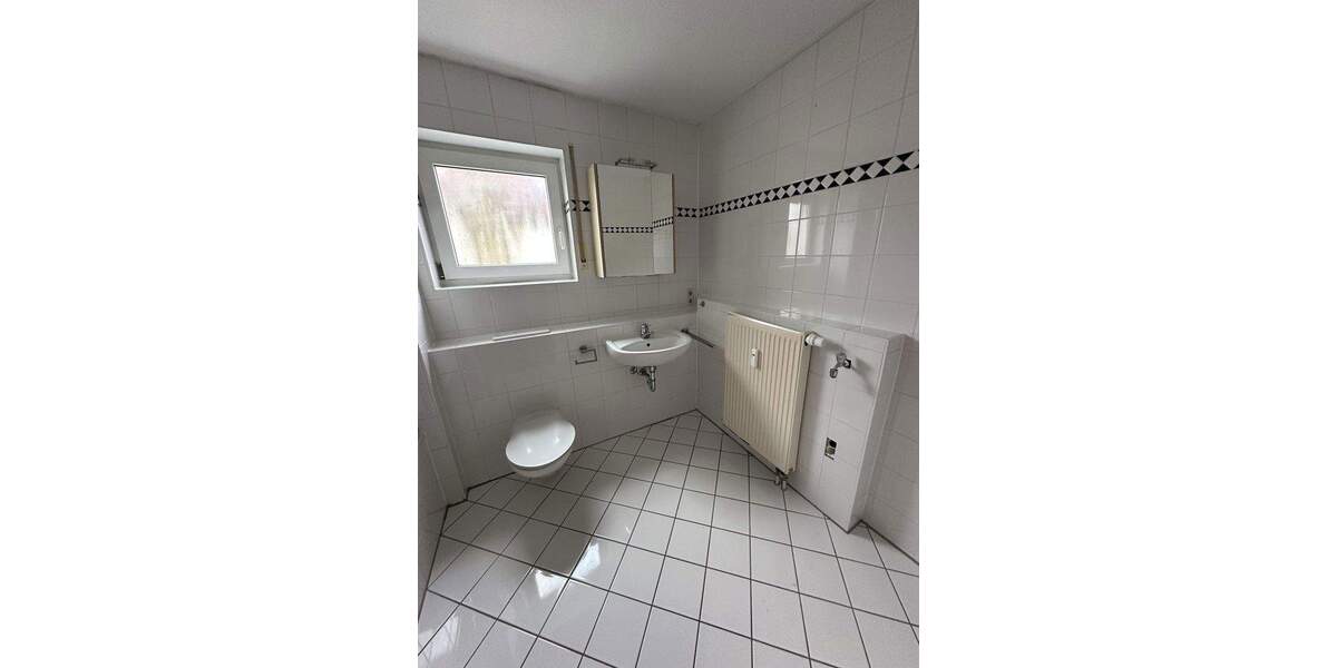 Etagenwohnung Künzelsau Taläcker - 3 Zimmer, 65 m&sup2;, 700&euro; | Angebot:25050871