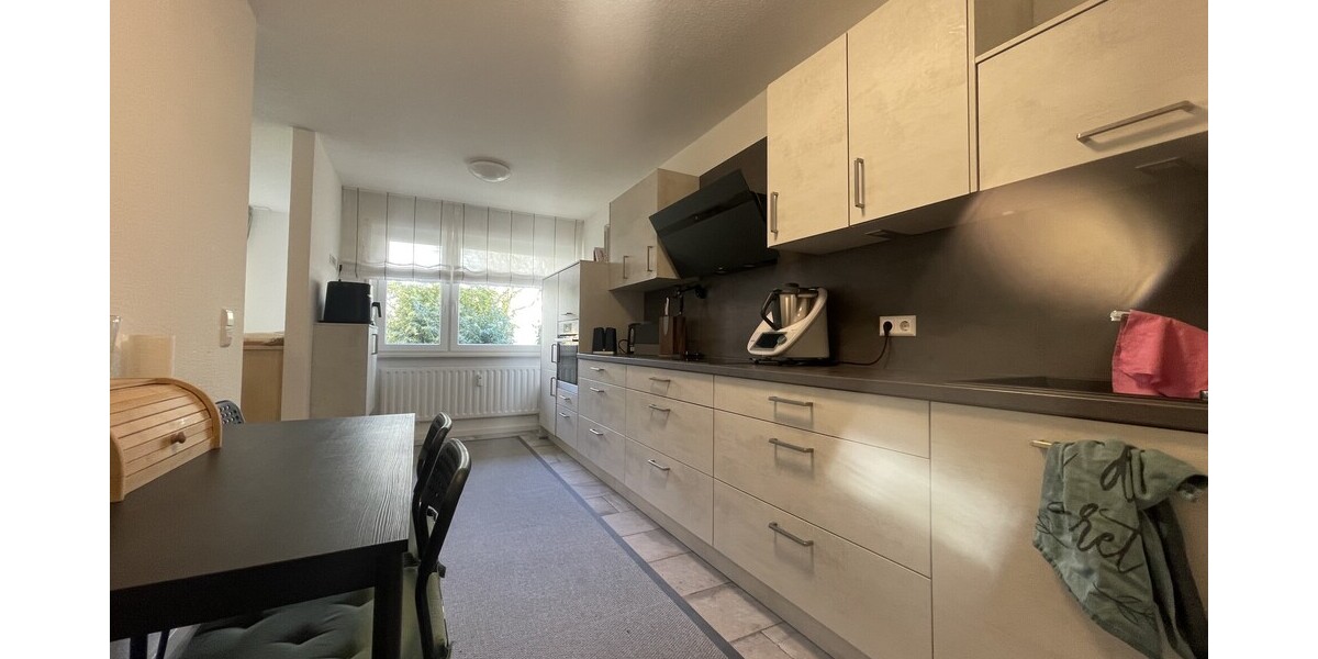 Stadtnah: Schöne 2,5-Zimmer Wohnung mit Einbauküche und Balkon - Etagenwohnung Gaggenau | Angebot:26035645