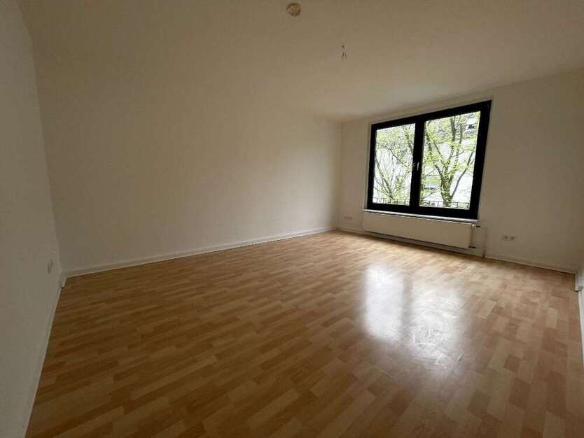 Wohnung zum Mieten in Krefeld 465 € 58 m²