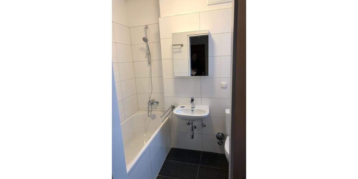 Etagenwohnung Coburg - 2 Zimmer, 63 m&sup2;, 580&euro; | Angebot:26671881