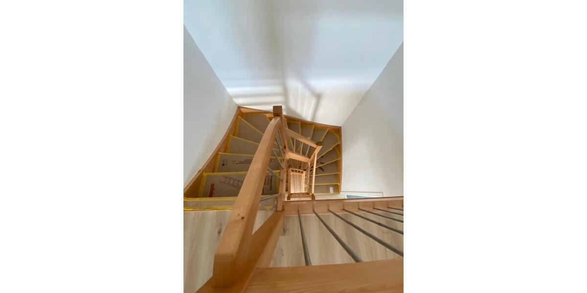 Erstbezug - moderne DH Hälfte mit PV Anlage, Wallbox, Wärmepumpe 4 zimmer