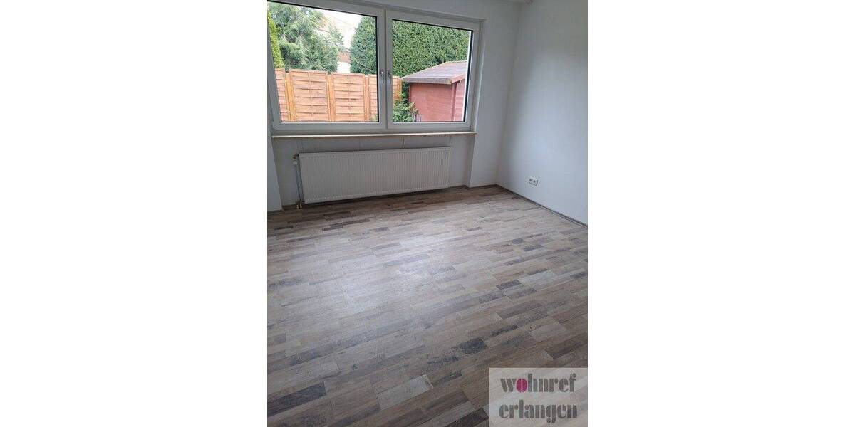 Mehrfamilienhaus, Wohnhaus Erlangen Bruck - 7 Zimmer, 240 m&sup2;, 2.660&euro; | Angebot:26092444