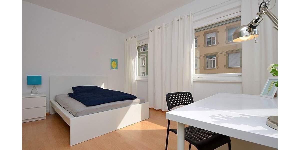 Helle, moderne Wohnung mit Balkon und zwei Schlafzimmern in Stuttgart West 3 zimmer