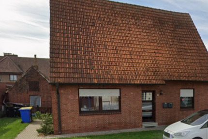 Erdgeschosswohnung in 2 Familienhaus mit alleiniger Gartennutzung 3 zimmer