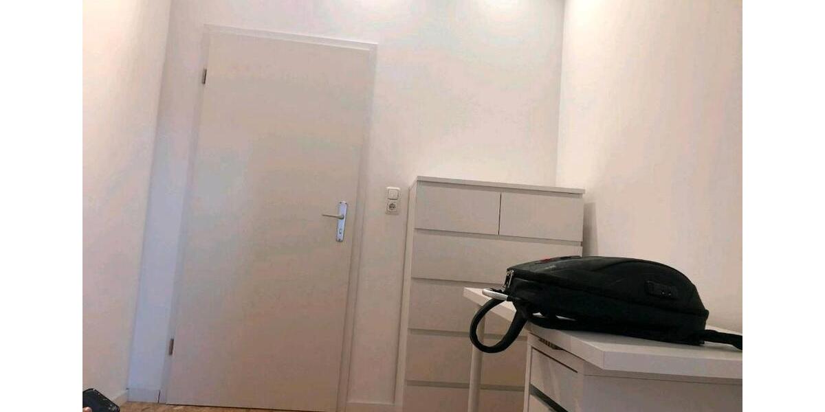 Etagenwohnung Stuttgart Bad Cannstatt - 3 Zimmer, 10 m&sup2;, 425&euro; | Angebot:26704434