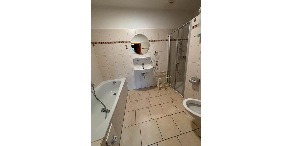 Etagenwohnung Stemwede - 4 Zimmer, 128 m&sup2;, 750&euro; | Angebot:25404198