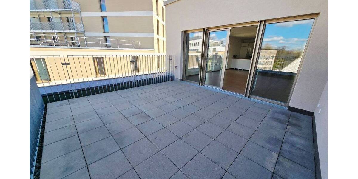 Etagenwohnung Nürnberg Gleißbühl - 3 Zimmer, 118 m&sup2;, 1.750&euro; | Angebot:25957436