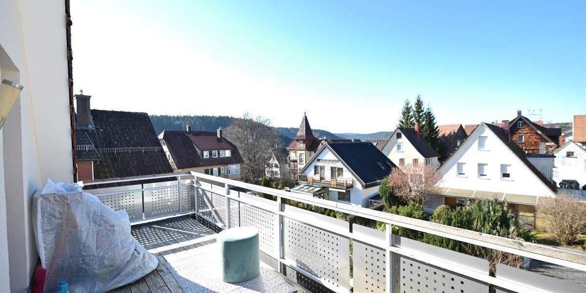 Etagenwohnung Freudenstadt - 3 Zimmer, 88 m&sup2;, 930&euro; | Angebot:25662462