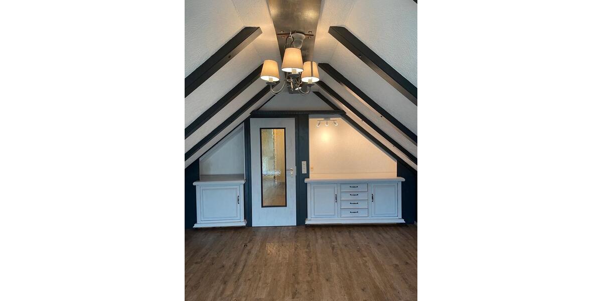 Dachgeschoßwohnung Weilburg - 2.5 Zimmer, 55 m&sup2;, 600&euro; | Angebot:26234358