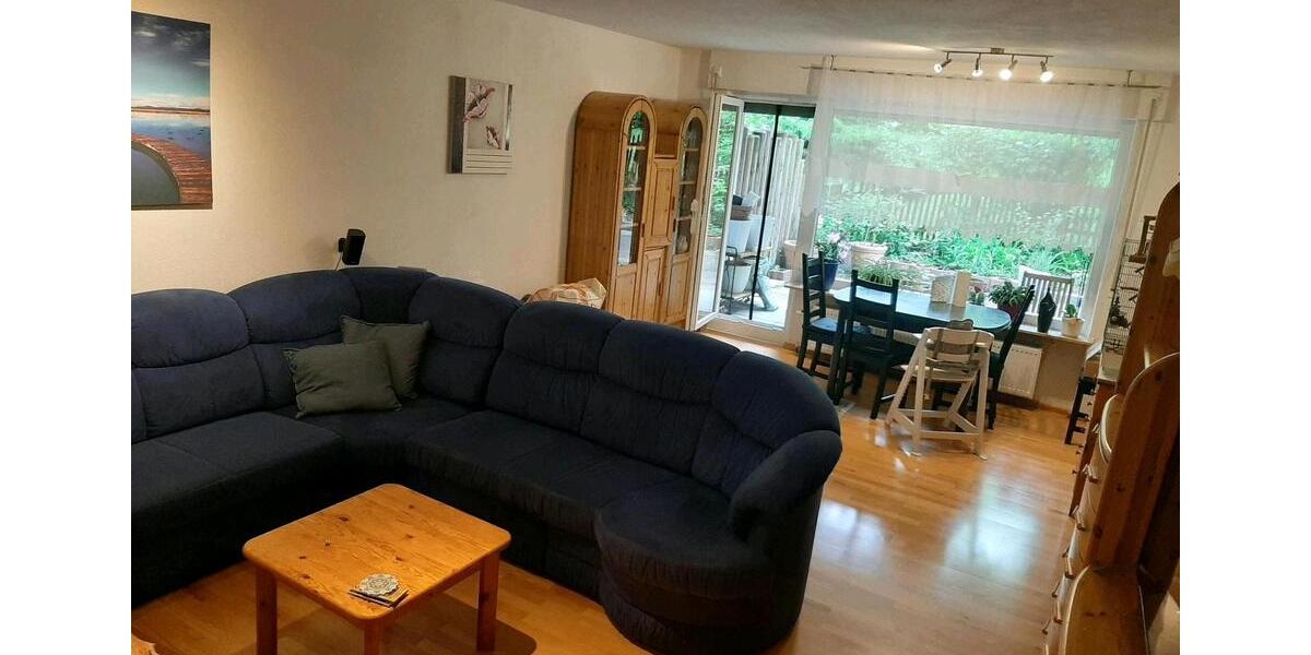 Erdgeschoßwohnung Freiburg im Breisgau Lehen - 3 Zimmer, 105 m&sup2;, 1.500&euro; | Angebot:26654922