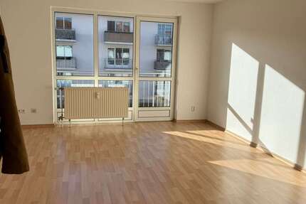 Wohnung Hainichen - 2 Zimmer, 55 m&sup2;, 290&euro; | Angebot:26097578