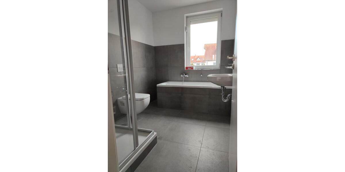 Reihenendhaus 180m²+60 qm² Keller+Garten+Solar+Kamin+FBH+Stellplätze 6 zimmer