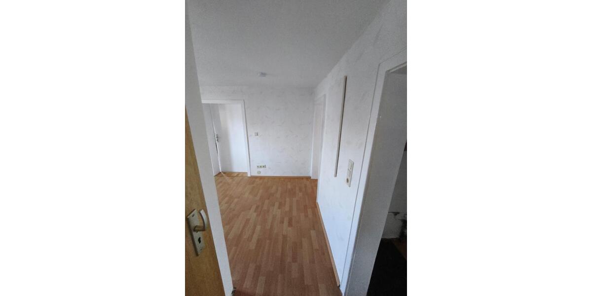 Dachgeschoßwohnung Seesen - 3 Zimmer, 77 m&sup2;, 540&euro; | Angebot:23859437