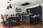 Neuwertige 3- Zimmer Wohnung mit Penthouse-Charakter
