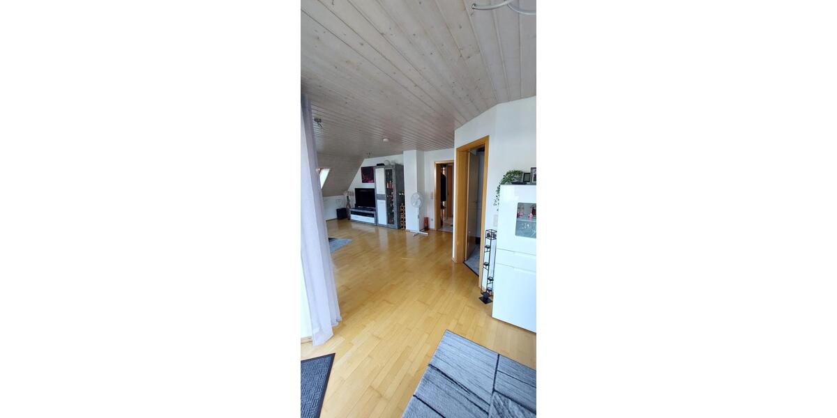 Etagenwohnung Tettnang - 2.5 Zimmer, 68 m&sup2;, 990&euro; | Angebot:26679248