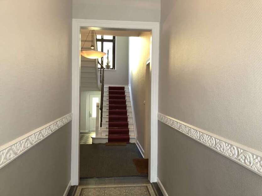 Wohnung zum Mieten in Wuppertal 730 € 93 m²
