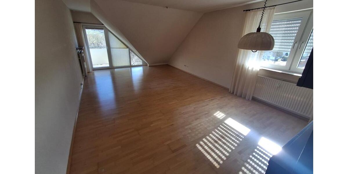 Dachgeschoßwohnung Frankenberg (Eder) - 2 Zimmer, 83 m&sup2;, 750&euro; | Angebot:25960981