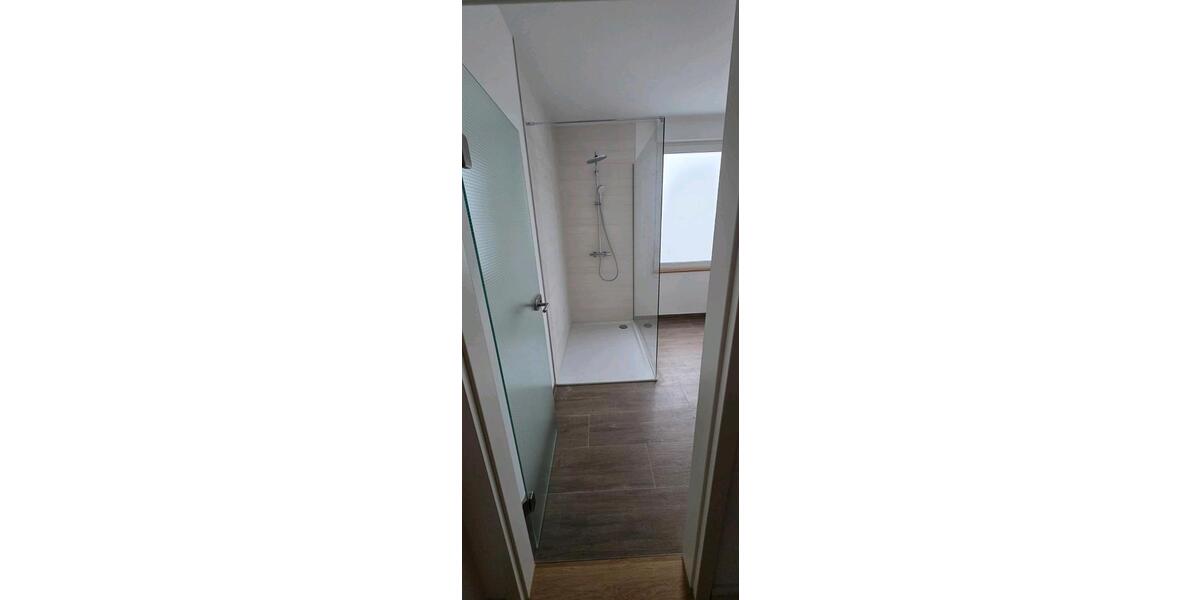 Exklusive 2-3 Zi Wohnung im EG, P.W.- Barkhausen zu vermieten 2 zimmer