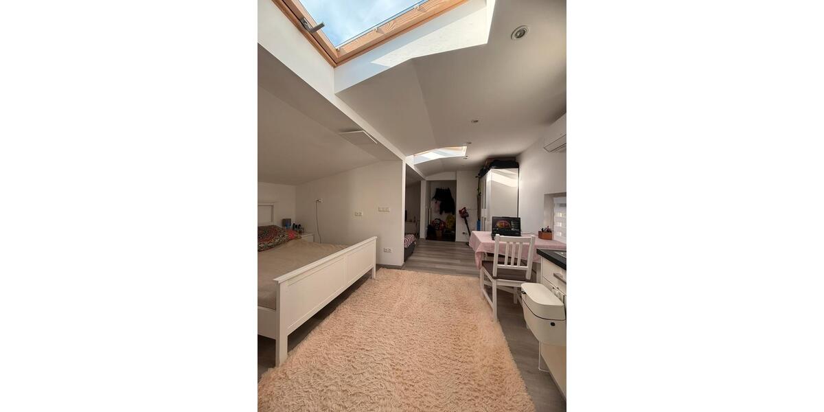 Dachgeschoßwohnung Bayreuth Meyernberg - 1 Zimmer, 43 m&sup2;, 1.000&euro; | Angebot:25995131