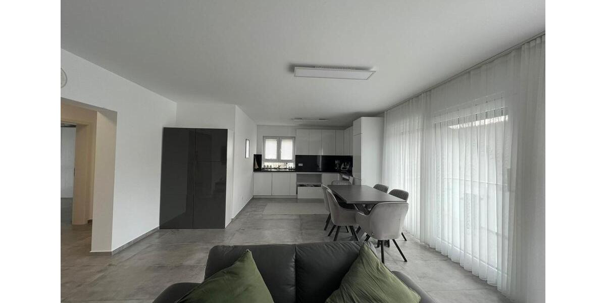 Etagenwohnung Laufach - 4 Zimmer, 110 m&sup2;, 1.575&euro; | Angebot:26337869