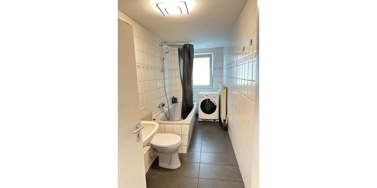 Wohnen auf Zeit Waldbröl - 3 Zimmer, 75 m&sup2;, 15&euro; | Angebot:24641178