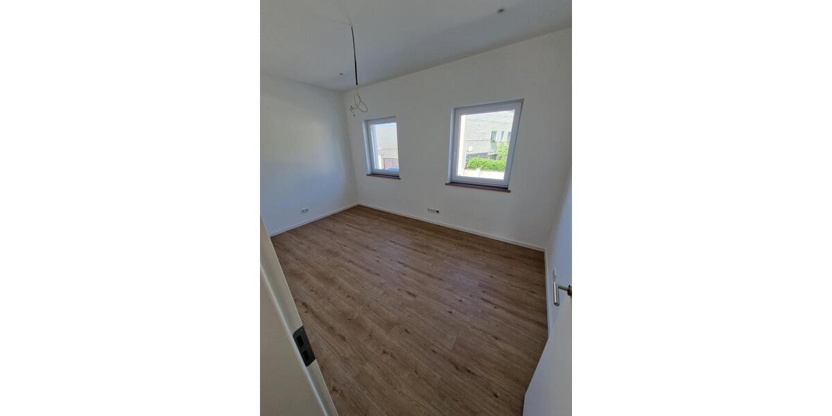 Reihenhaus Leipzig Nordost - 6 Zimmer, 190 m&sup2;, 2.625&euro; | Angebot:26001263