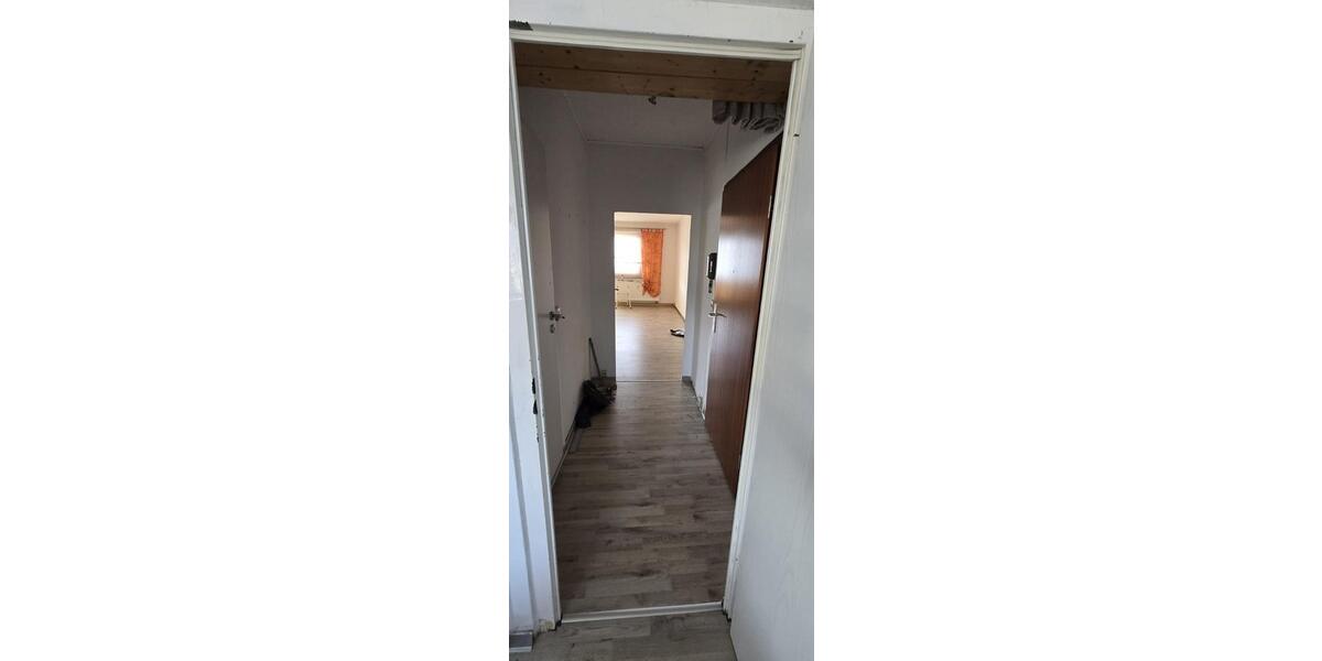 Etagenwohnung Mülsen - 3 Zimmer, 56 m&sup2;, 280&euro; | Angebot:25961640