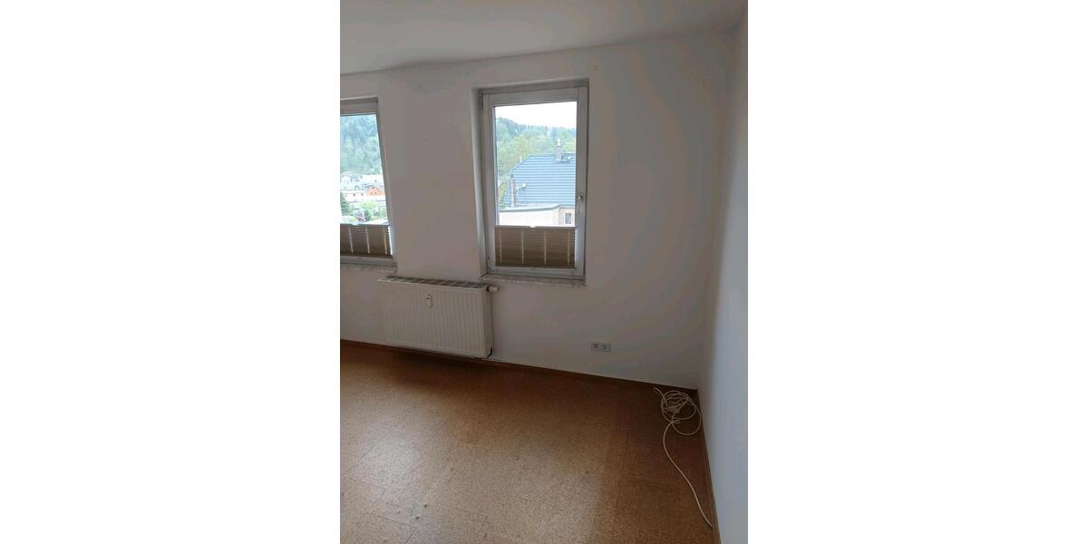 Dachgeschoßwohnung Olbernhau - 5 Zimmer, 70 m&sup2;, 390&euro; | Angebot:26502257