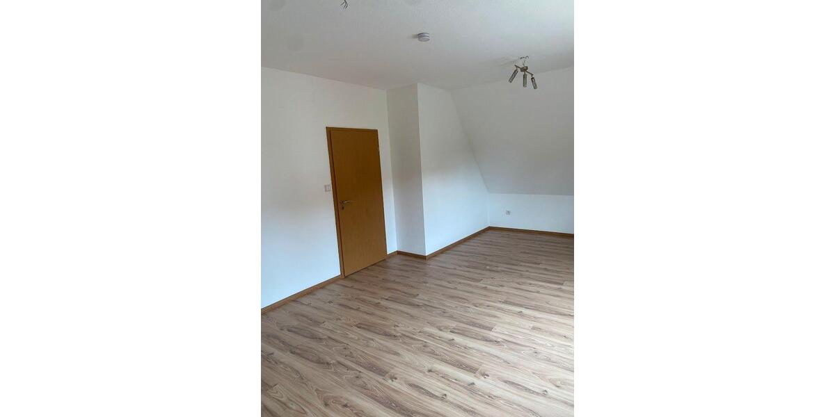 Dachgeschoßwohnung Hoya - 3 Zimmer, 74 m&sup2;, 520&euro; | Angebot:26634809