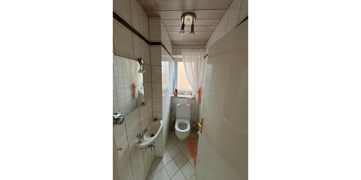 Wohnen auf Zeit Unterhaching - 4 Zimmer, 120 m&sup2;, 600&euro; | Angebot:25106721