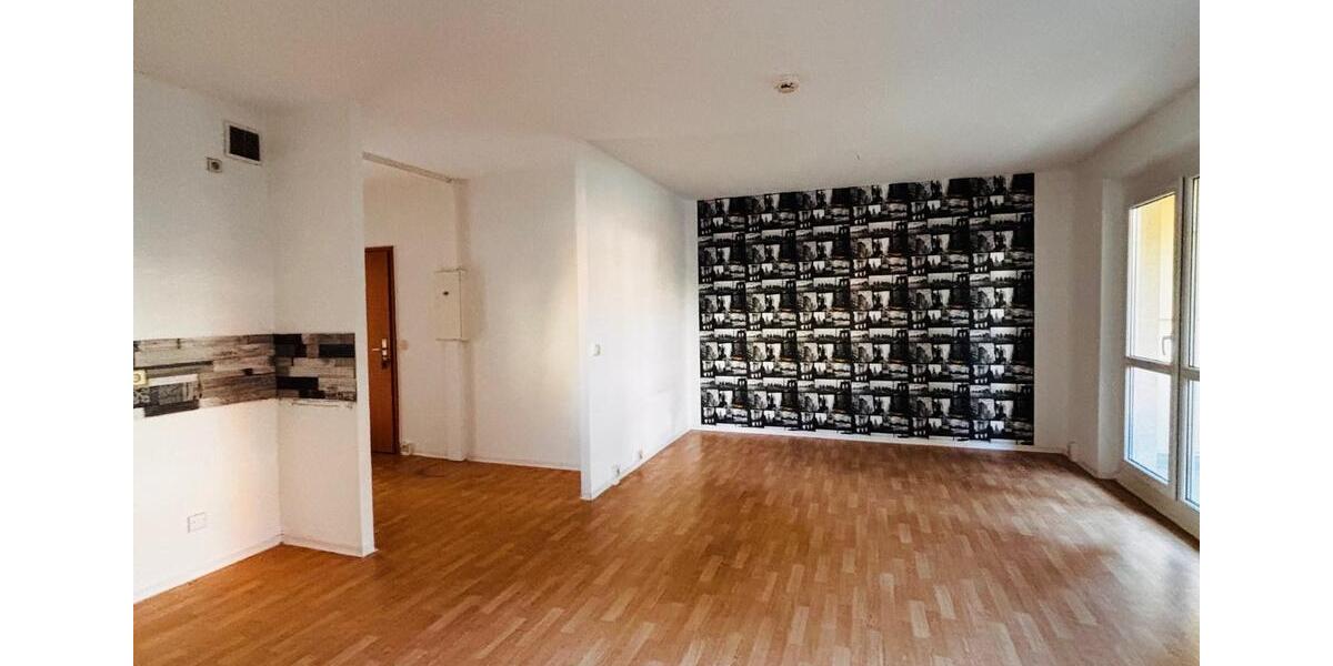 Etagenwohnung Suhl - 4 Zimmer, 68 m&sup2;, 360&euro; | Angebot:23843034
