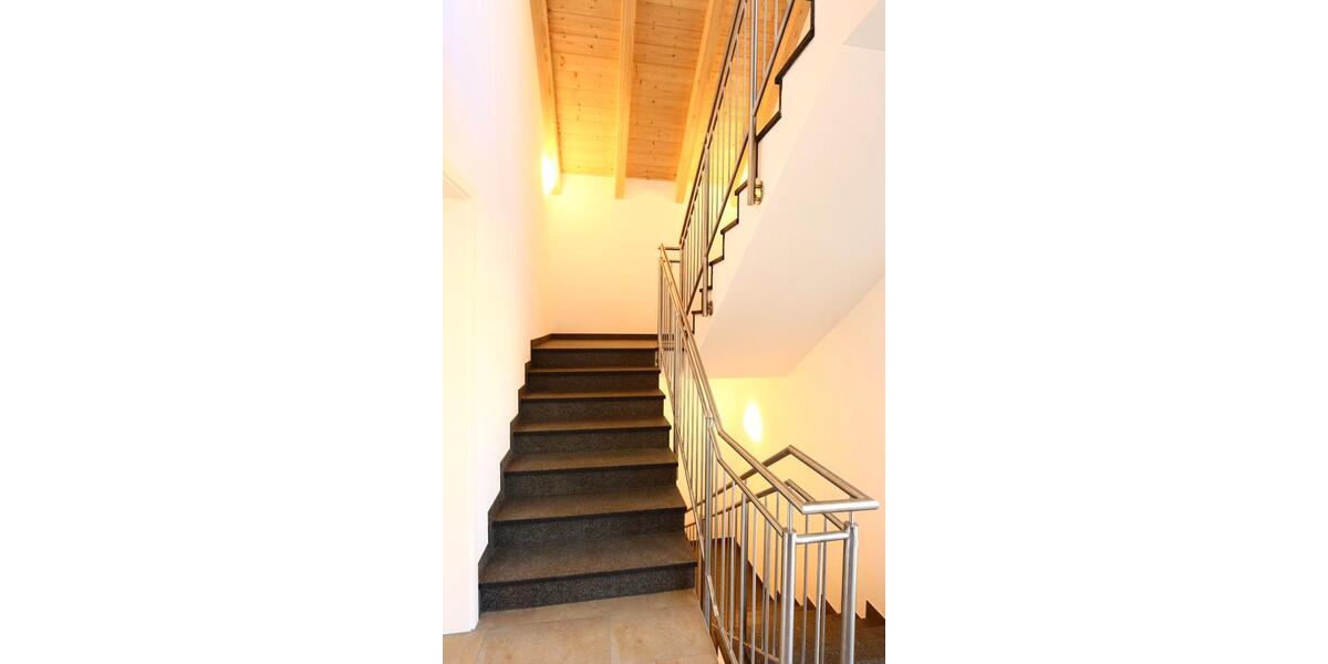 Dachgeschoßwohnung Zwiesel - 3 Zimmer, 85 m&sup2;, 950&euro; | Angebot:26639984