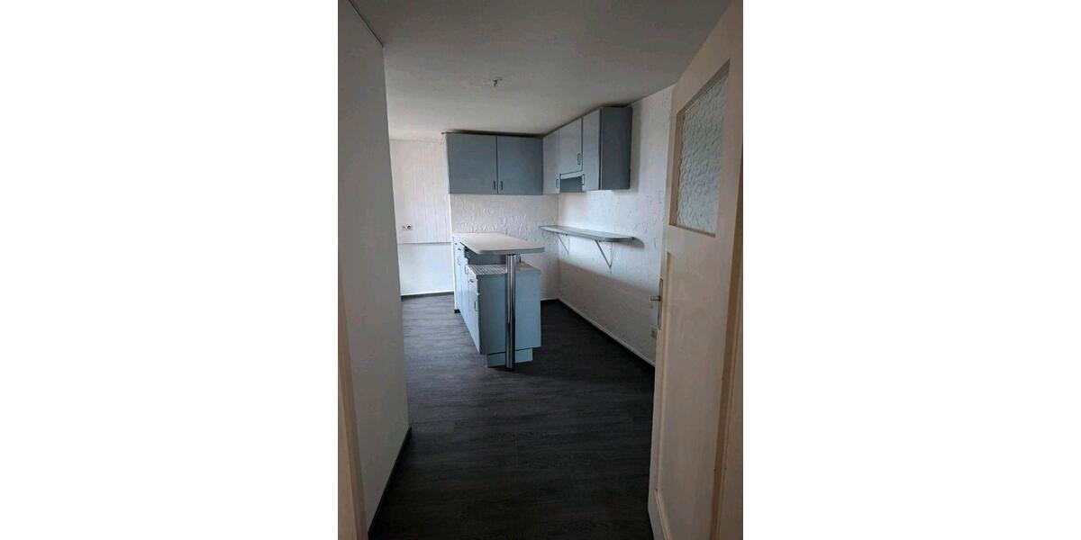 Dachgeschoßwohnung Hechingen - 3.5 Zimmer, 78 m&sup2;, 650&euro; | Angebot:26003425