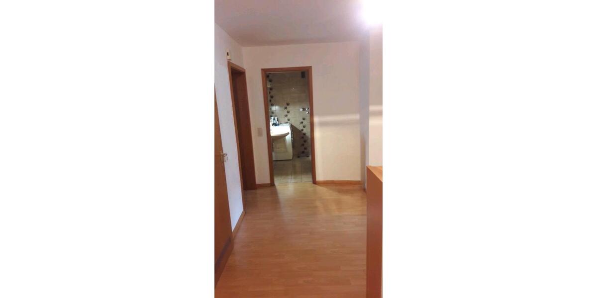 Etagenwohnung Ellingen - 3 Zimmer, 77 m&sup2;, 1.110&euro; | Angebot:25899364