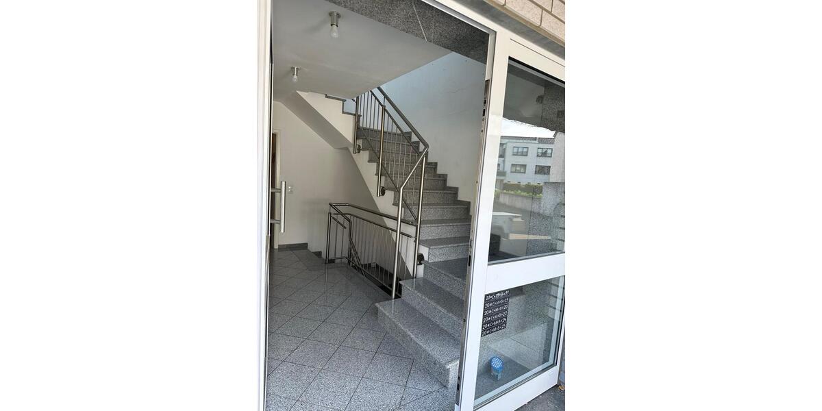 Dachgeschoßwohnung Rheda-Wiedenbrück Wiedenbrück - 4 Zimmer, 144 m&sup2;, 1.400&euro; | Angebot:26702990