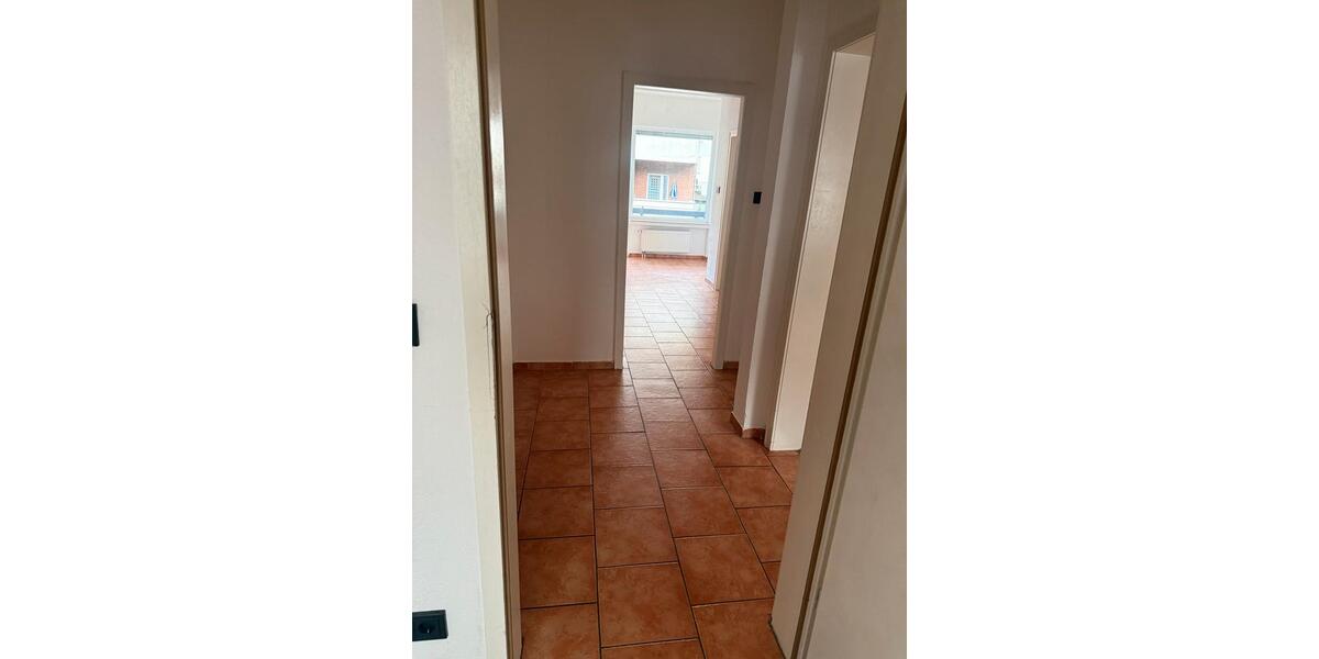 Erdgeschoßwohnung Siegen Kaan-Marienborn - 3 Zimmer, 85 m&sup2;, 950&euro; | Angebot:26476449