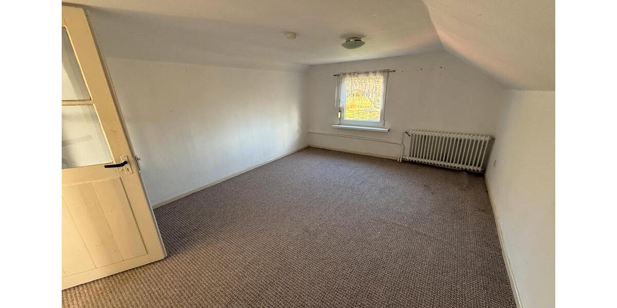 Etagenwohnung Weener - 5 Zimmer, 95 m&sup2;, 1.000&euro; | Angebot:25942354