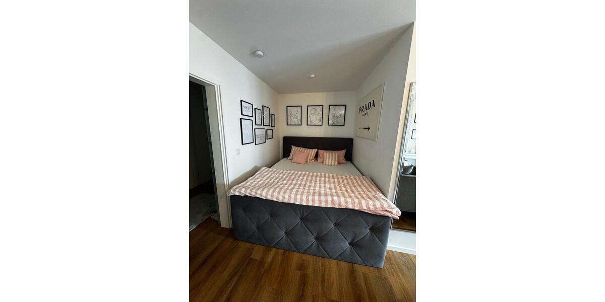 Etagenwohnung Mönchengladbach Süd - 1 Zimmer, 42 m&sup2;, 460&euro; | Angebot:26688537