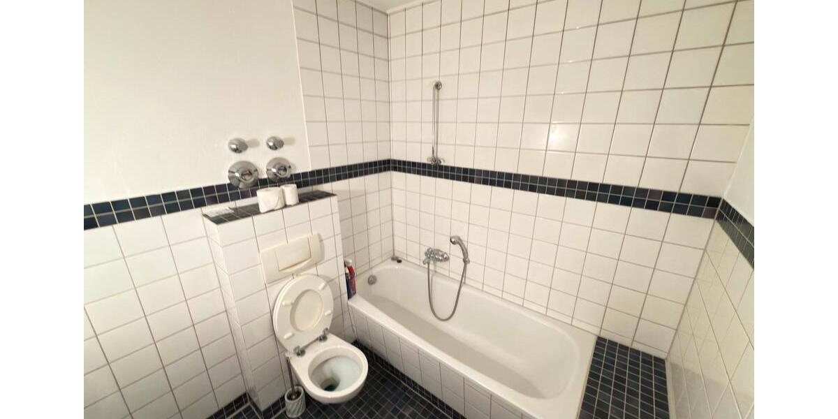 Etagenwohnung Wiesbaden Mainz-Amöneburg - 2 Zimmer, 47 m&sup2;, 990&euro; | Angebot:26323162