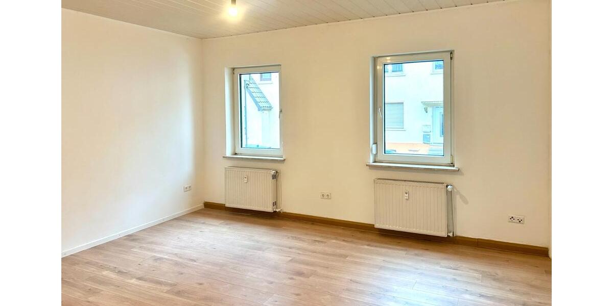 Hochparterre Dillingen (Saar) - 2 Zimmer, 65 m&sup2;, 630&euro; | Angebot:26532850