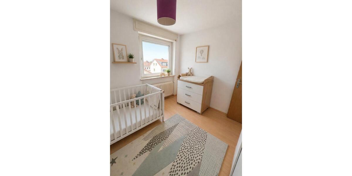 Dachgeschoßwohnung Hofheim am Taunus - 3 Zimmer, 65 m&sup2;, 900&euro; | Angebot:26250157