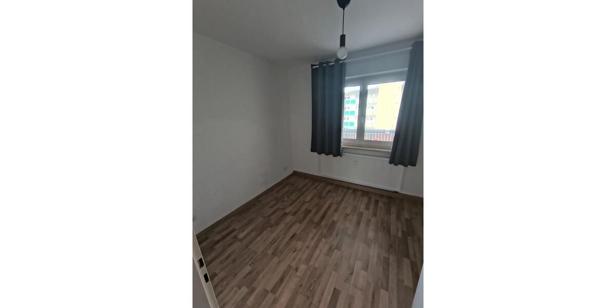 Etagenwohnung Erlangen Bruck - 1 Zimmer, 9 m&sup2;, 270&euro; | Angebot:24749465