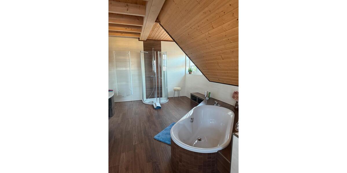 Haus mit Garten und Pool zur Miete 4 zimmer