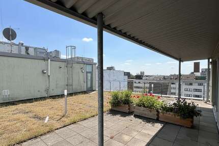 Wohnung Krefeld Krefeld-Mitte - 3 Zimmer, 131 m&sup2;, 980&euro; | Angebot:27278021