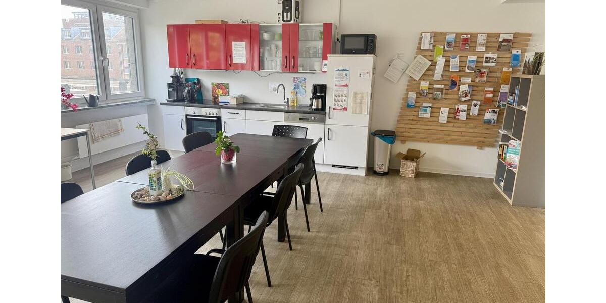 Gewerbeobjekt Kiel Südfriedhof - 2.300&euro; | Angebot:24494897