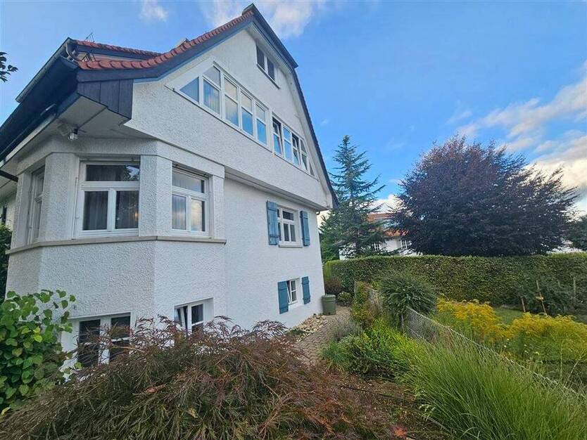 Gartenliebhaber gesucht - 1-Fam.-Haus mit traumhaftem Garten in ruhiger Lage