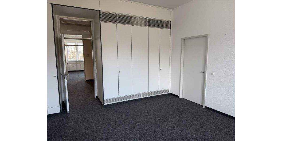 Gewerbeobjekt Mülheim an der Ruhr Dümpten - 2.250&euro; | Angebot:25779891