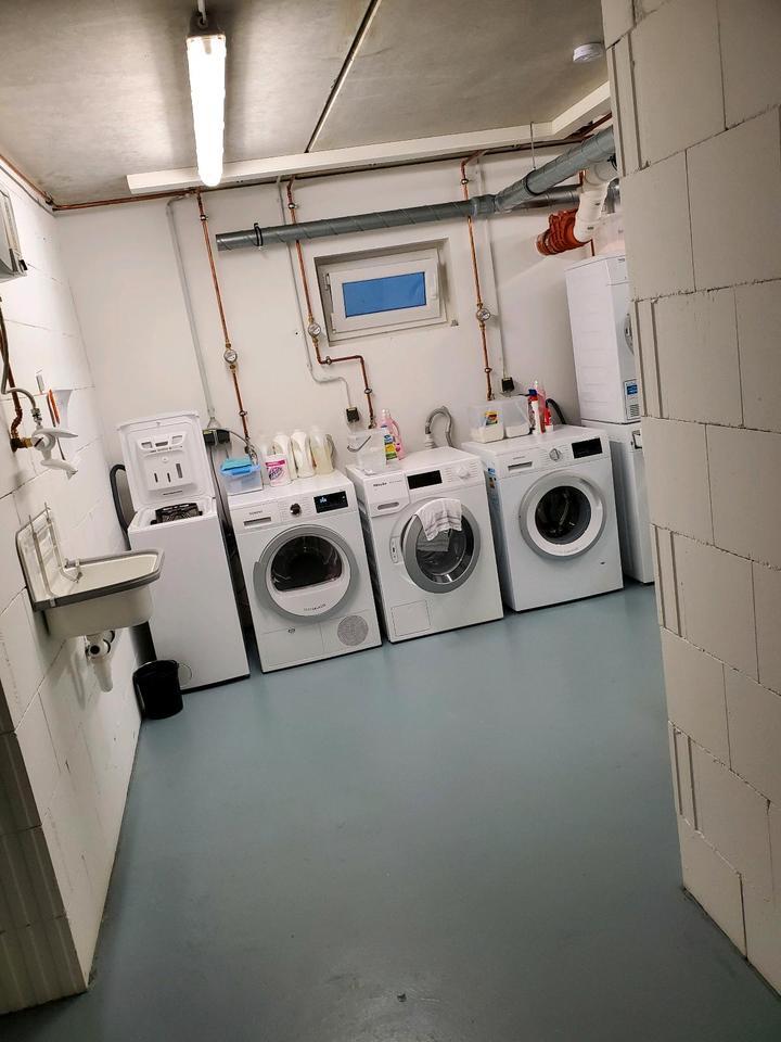 Helle & renovierte Wohnung in bester Lage in Dreis-Tiefenbach