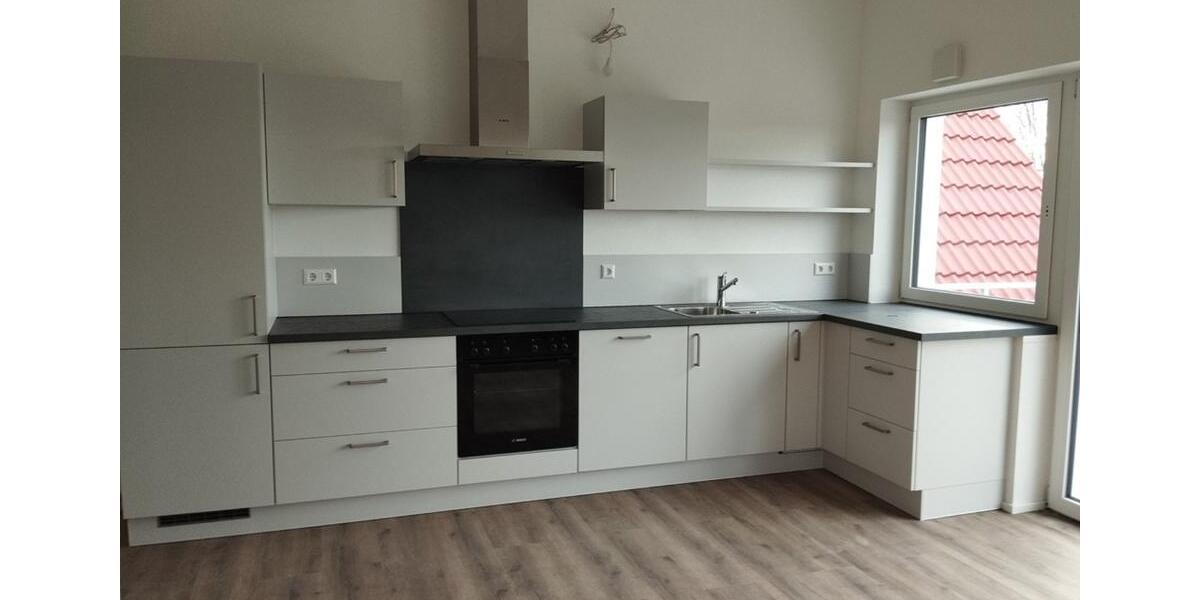 Dachgeschoßwohnung Bad Buchau - 3.5 Zimmer, 82 m&sup2;, 1.075&euro; | Angebot:24258219